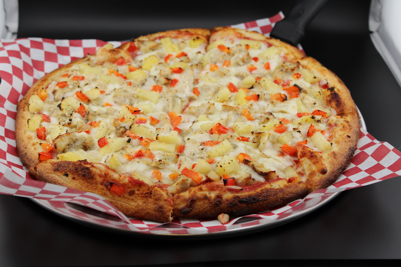 Large Hawaiian Chicken Pizza from Pizza Meltdown